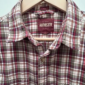 Alesbury Plaid Button-Up Shirt